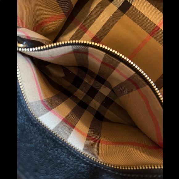 BURBERRY LIMITED EDITION Shoulder & Crossbody Purse *GREAT CONDITION* - Picture 10 of 12